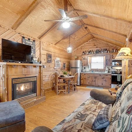 Secluded Family Retreat In Dahlonega With Hot Tub! Villa Exterior photo