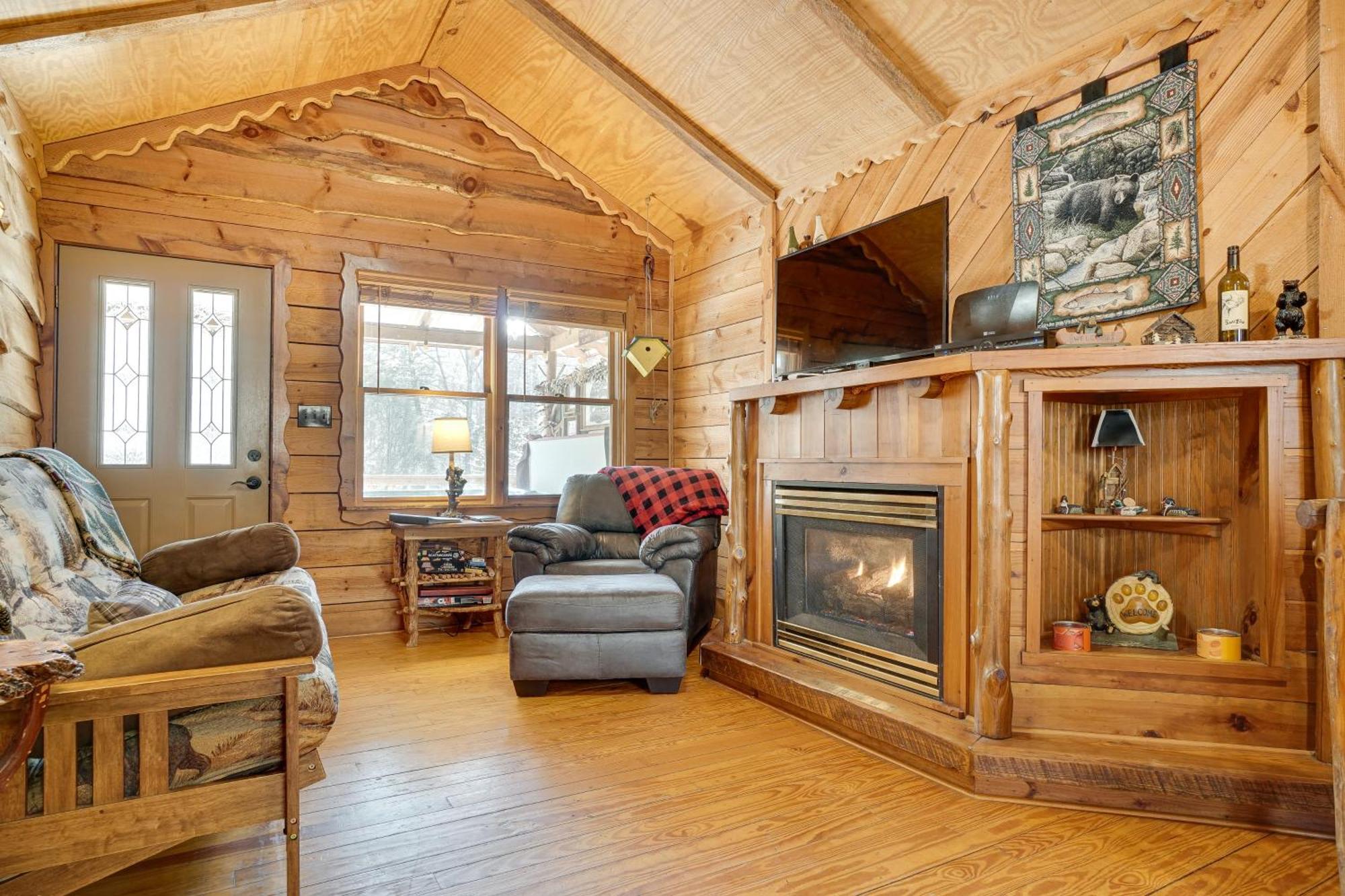 Secluded Family Retreat In Dahlonega With Hot Tub! Villa Exterior photo