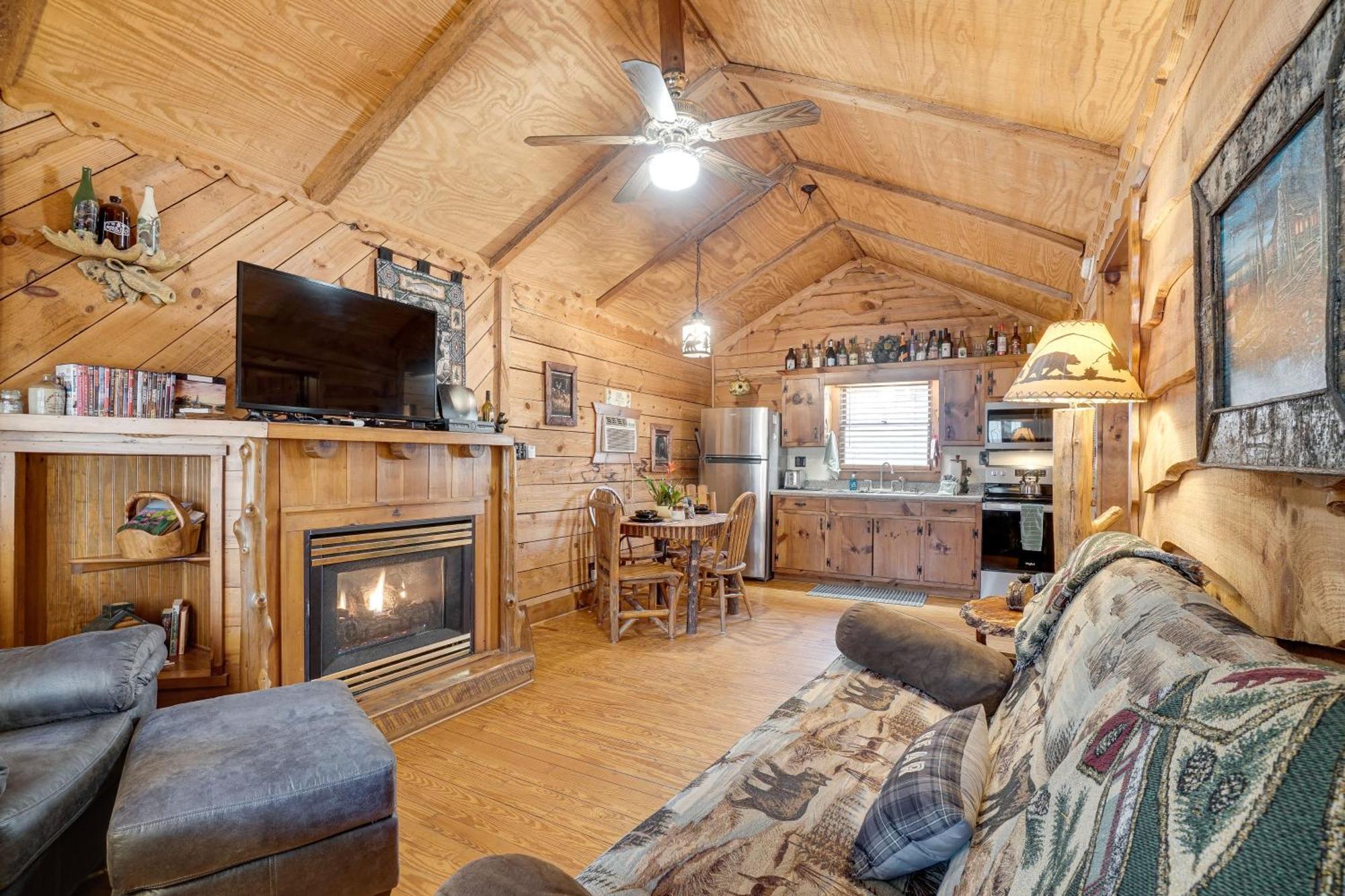 Secluded Family Retreat In Dahlonega With Hot Tub! Villa Exterior photo